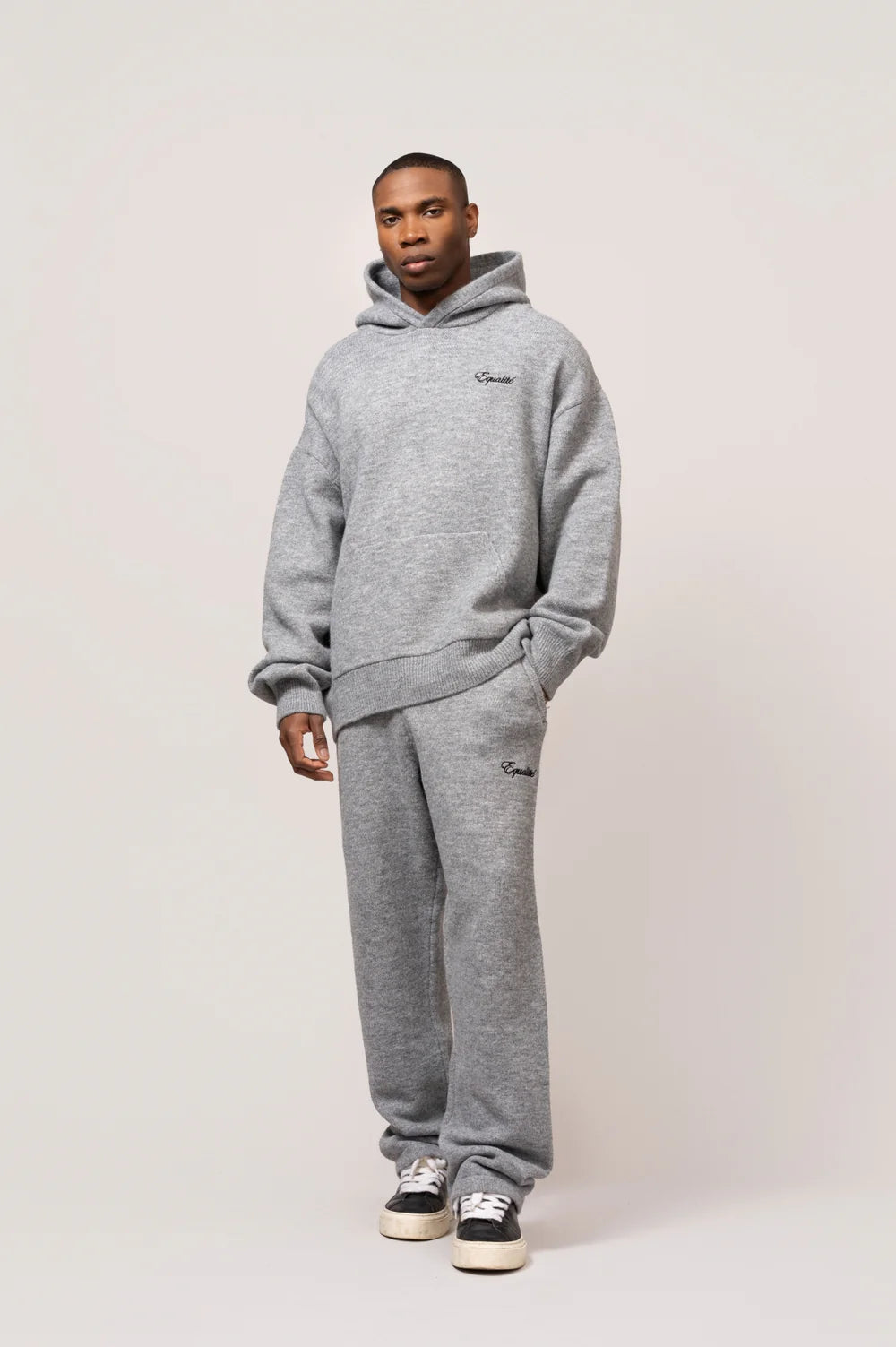 FLUFFY KNIT HOODIE GREY