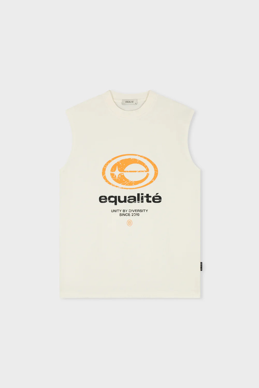 STAY EQUAL LONGSLEEVE TEE ZWART