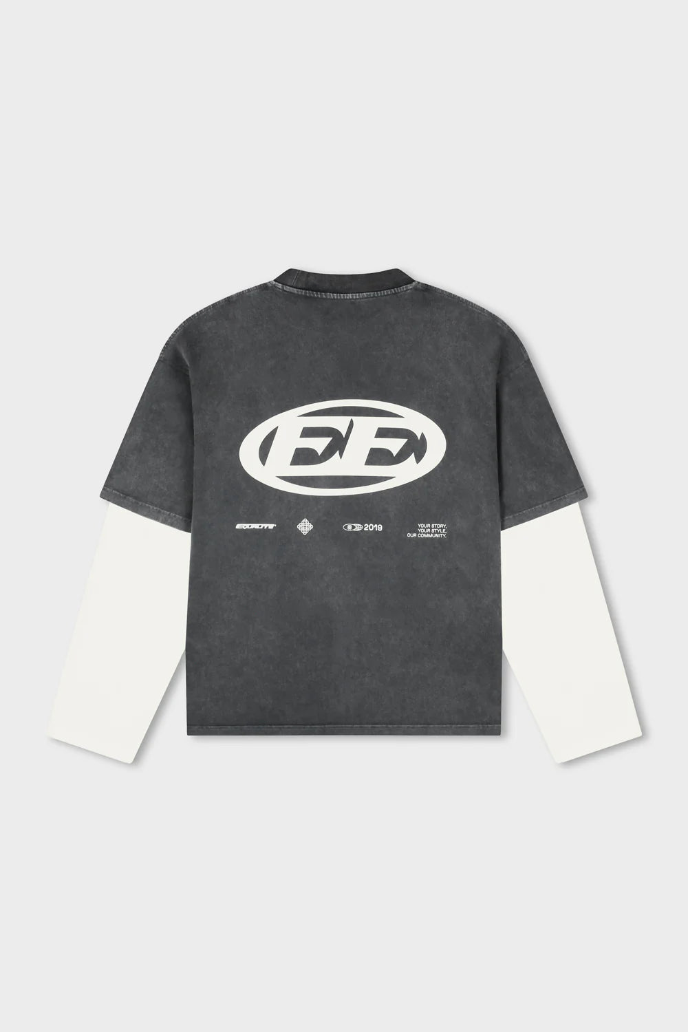 STAY EQUAL LONGSLEEVE TEE ZWART