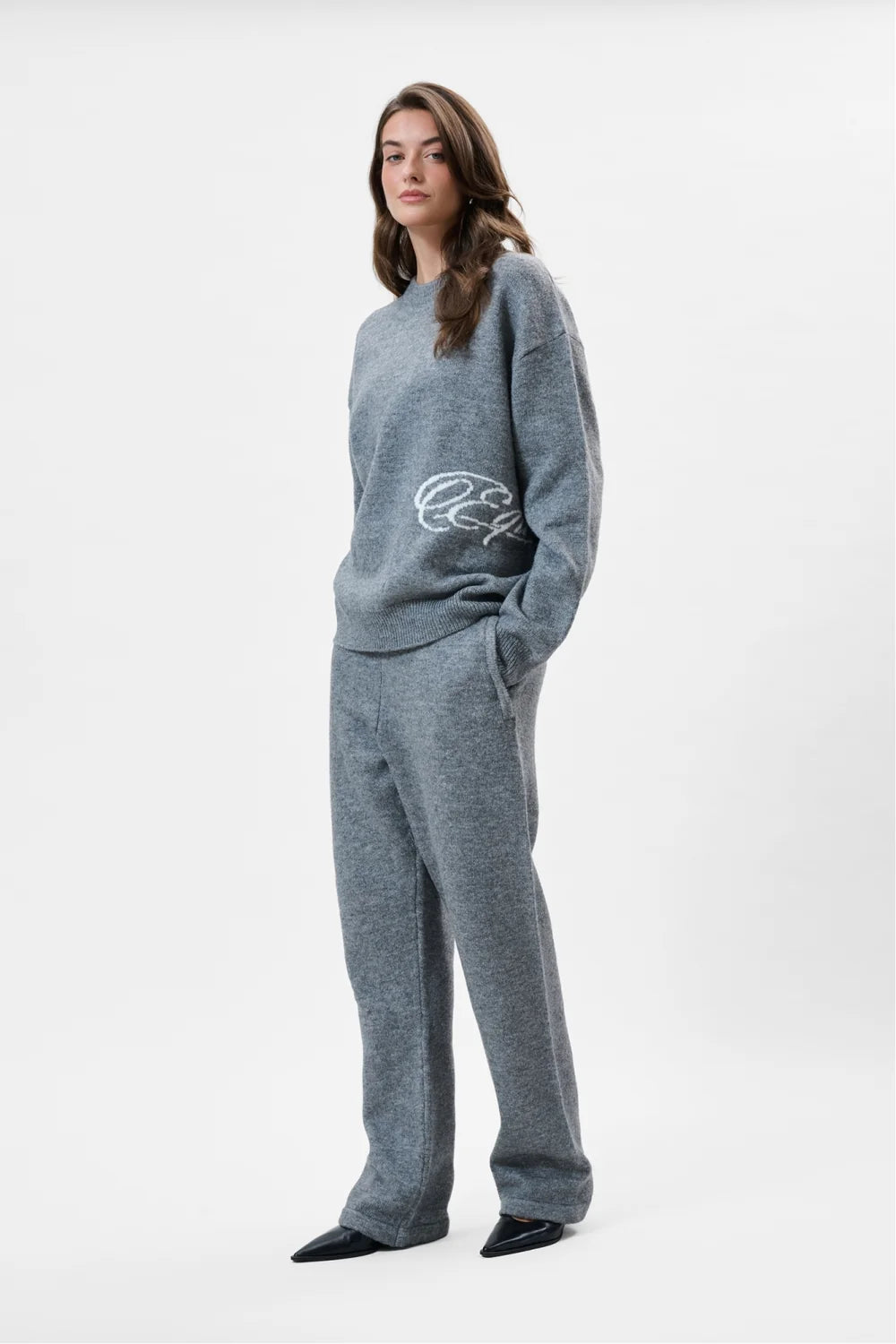 Equalite - FLUFFY KNIT SWEATER - GREY