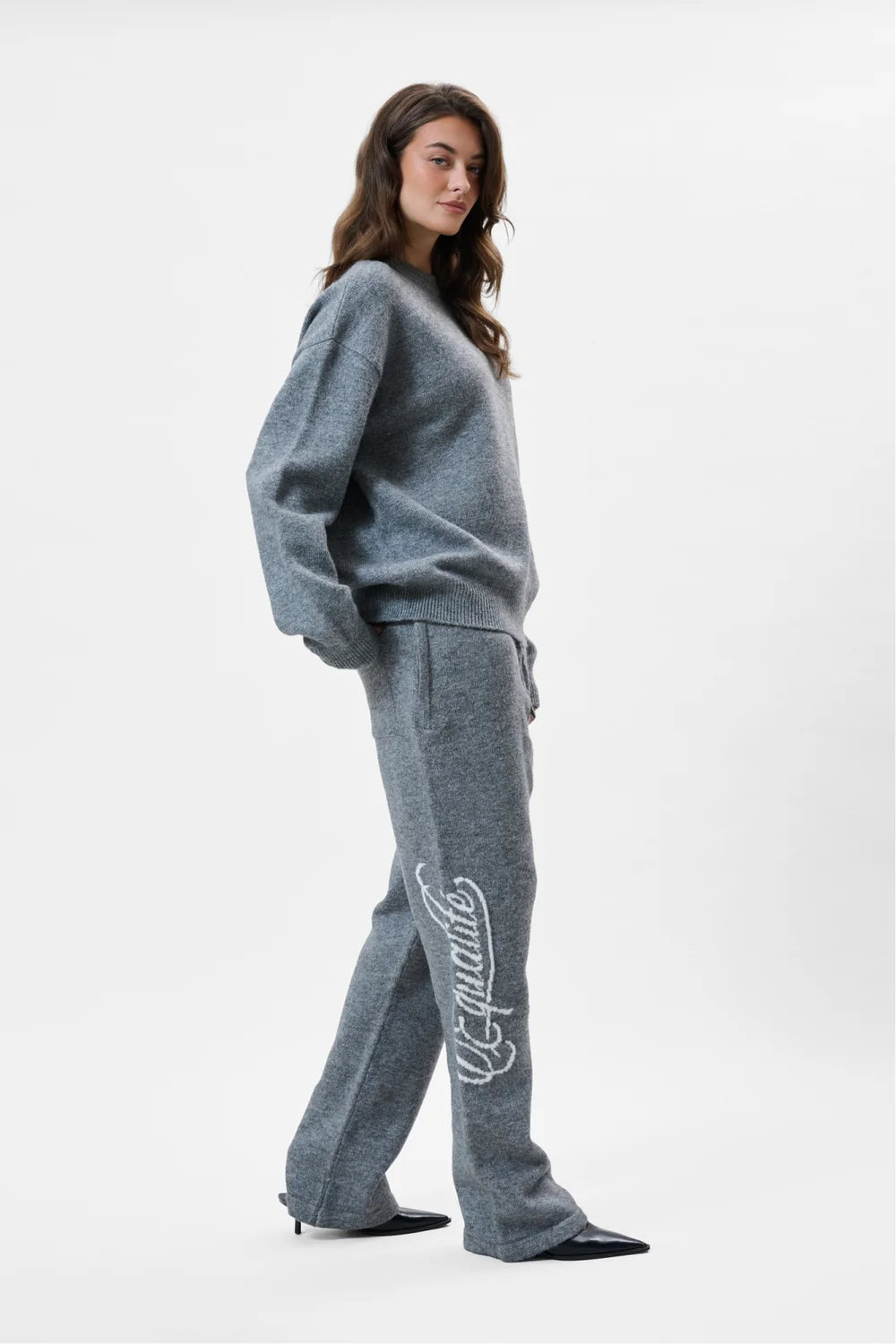 Equalite - FLUFFY KNIT SWEATER - GREY
