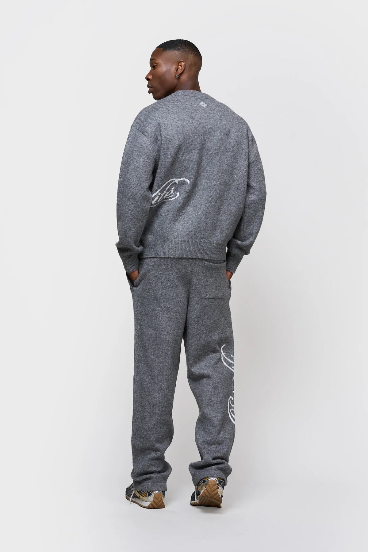 Equalite - FLUFFY KNIT SWEATER - GREY