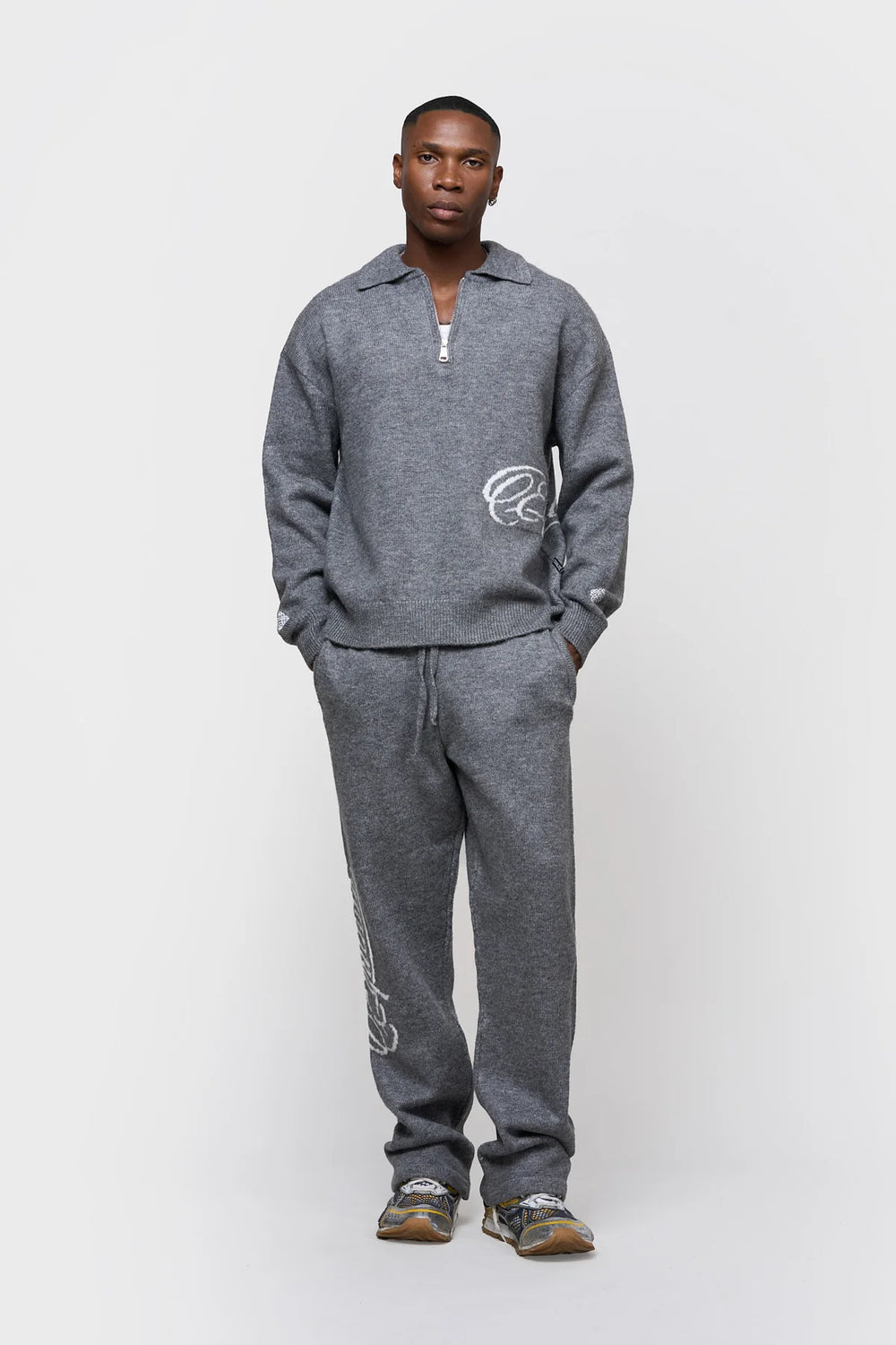 Equalite - FLUFFY KNIT QUARTER ZIP POLO - GREY