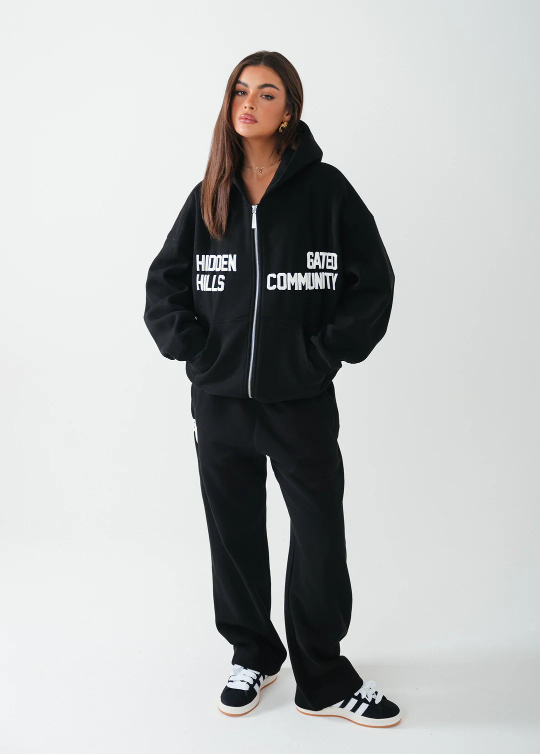 GATED COMMUNITY RITS HOODIE ZWART - 29 Nov