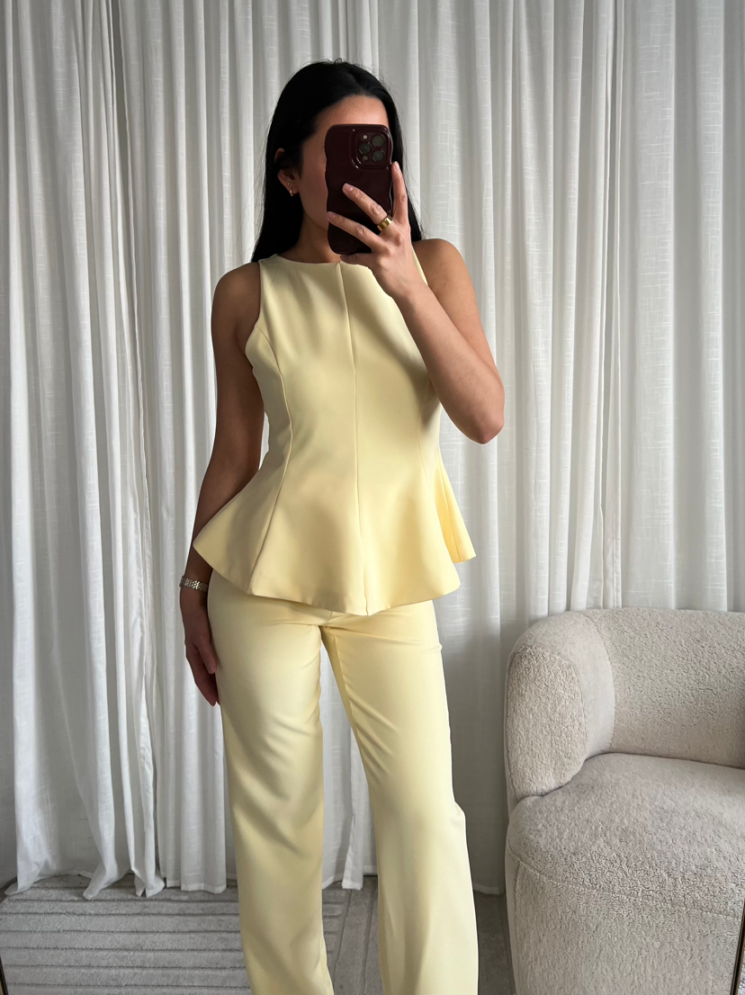 Urya Top - geel