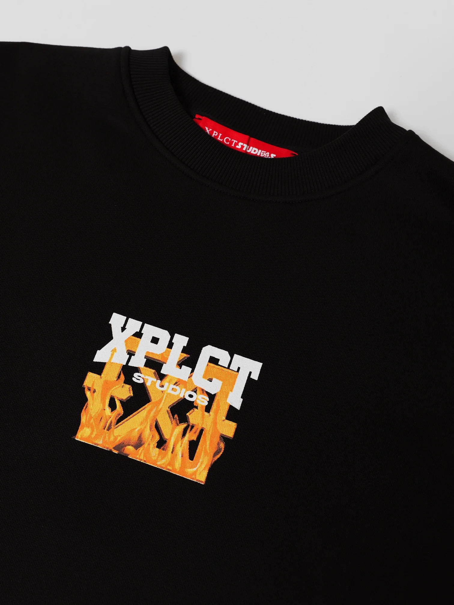 Flame Crewneck | Black