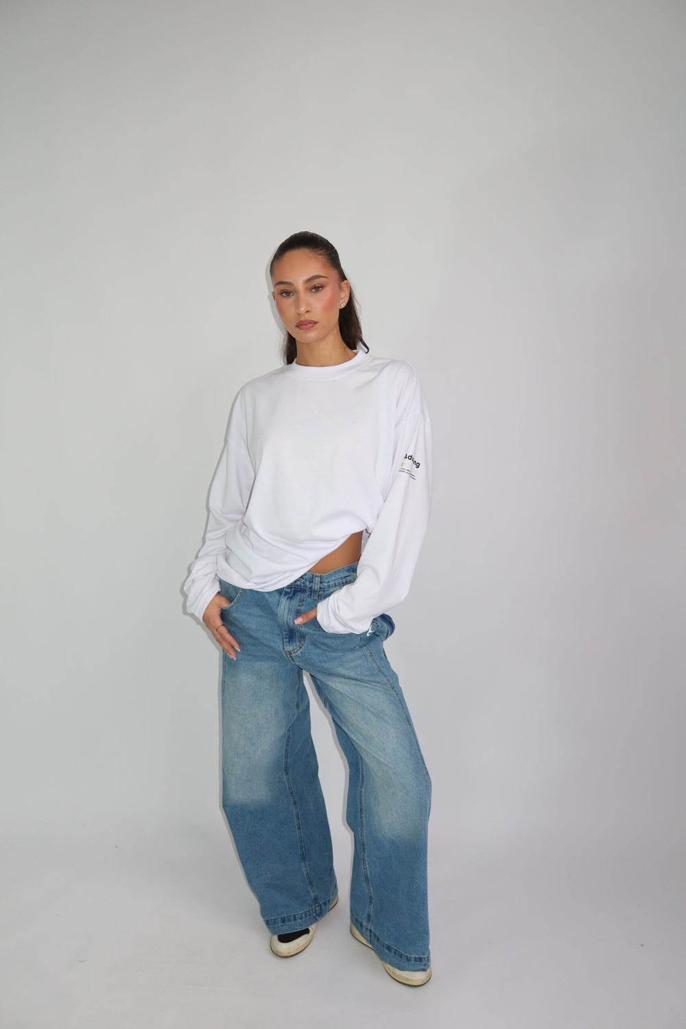 Sarvari - LONGSLEEVE ‘WOULD NOT RECOMMEND’ – WIT - Damesshirt met lange mouwen