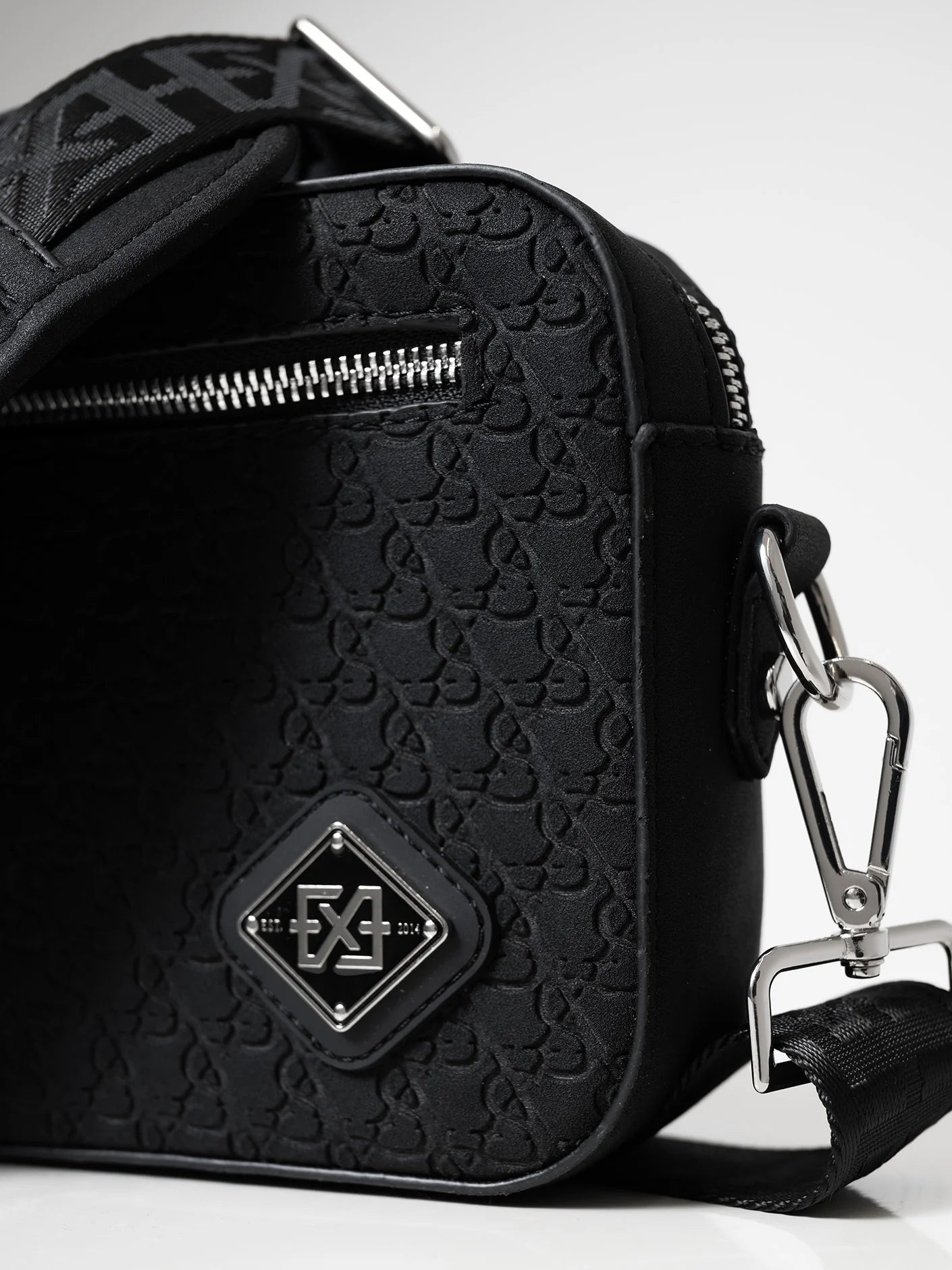 Ivory Bag Suede | Black